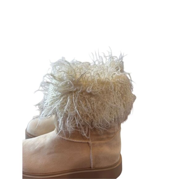 NIB Prettylittlething Faux Suede Contrast Faux Fur Ankle Boot Cream Size 8 - Picture 2 of 8